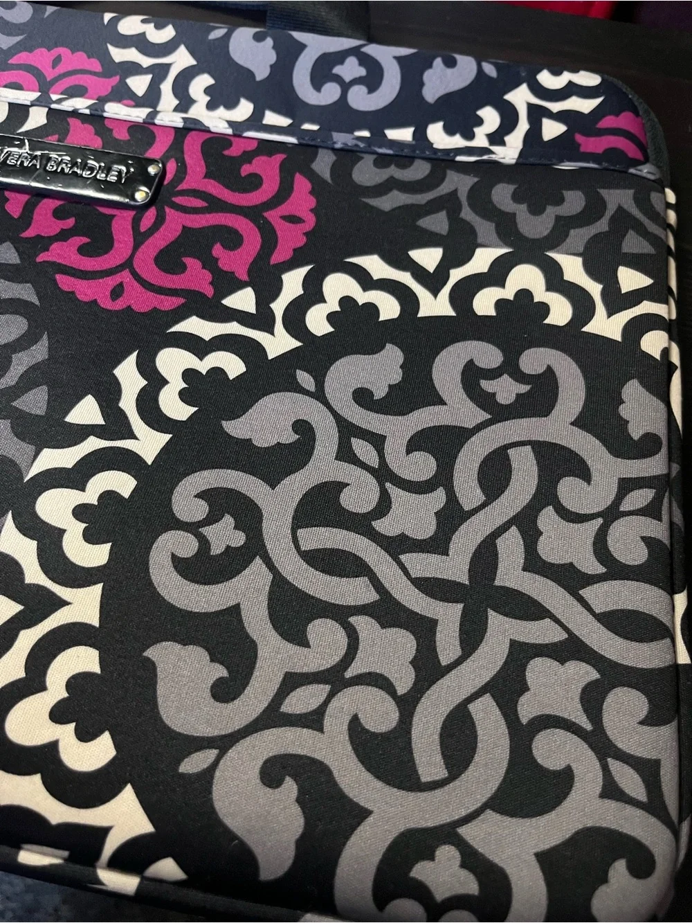 EUC Vera Bradley Canterberry Magenta Laptop Case 15x11 Retired